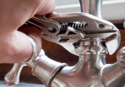 How to Find the Best and Nearest Plumber?