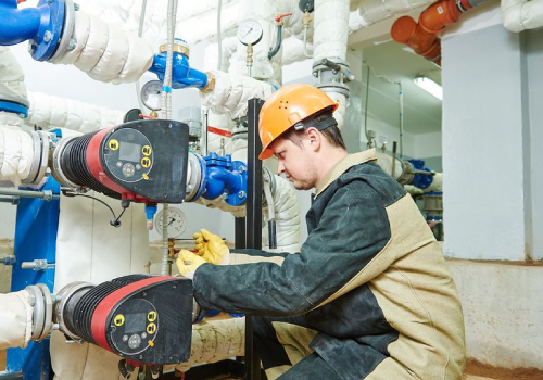 Why Do I Need to Hire a Licenced Industrial Plumber?
